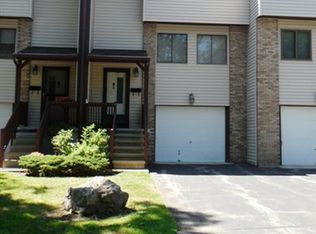 220 Village Ct, Kingston, NY 12401