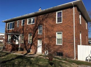 116 S Laurel St, Staunton, IL 62088
