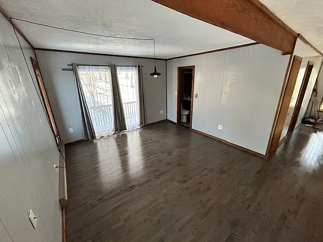 Loft area with access to balcony