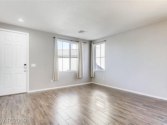 3rd image of 5728 Nobleton Ct