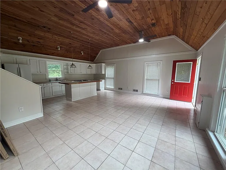 1526 Lost Mountain Rd — Photo 6
