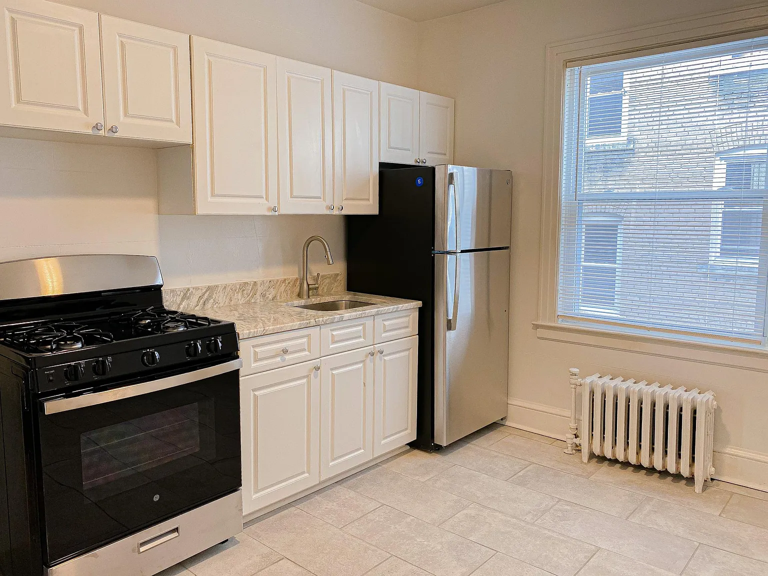 Studio, 600 sqft, $1,505 — Photo 1