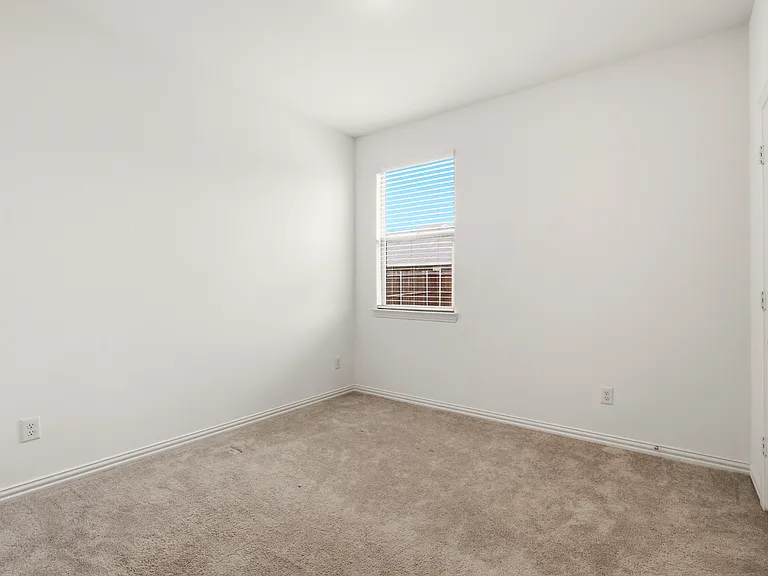 5105 Greywing Dr — Photo 7