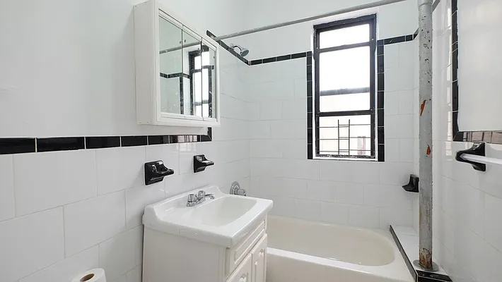 Rented by Skyward | media 32