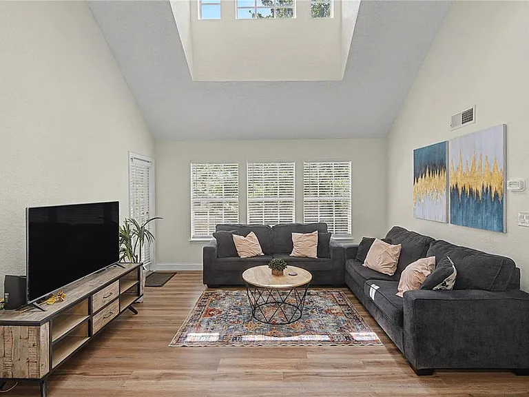 3266 Haviland Ct #303 — Photo 5