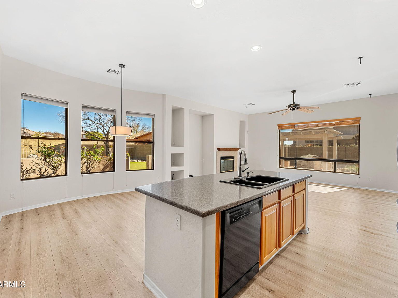 40533 N CROSS TIMBERS Trail, Phoenix, AZ 85086 | MLS #6834650 | Zillow