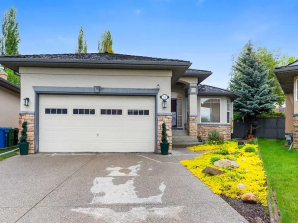 57 Sierra Morena Grv SW, Calgary, AB T3H 4L3
