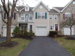 71 Dorchester Dr, Basking Ridge, NJ 07920