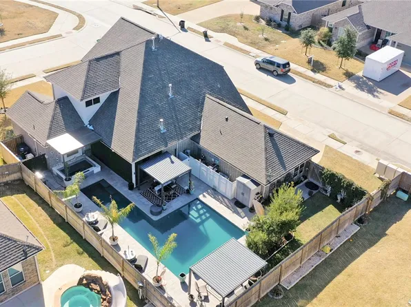 2718 Wardford Way, College Station, TX 77845