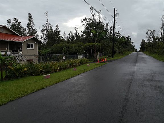 4th image of Macadamia Dr
