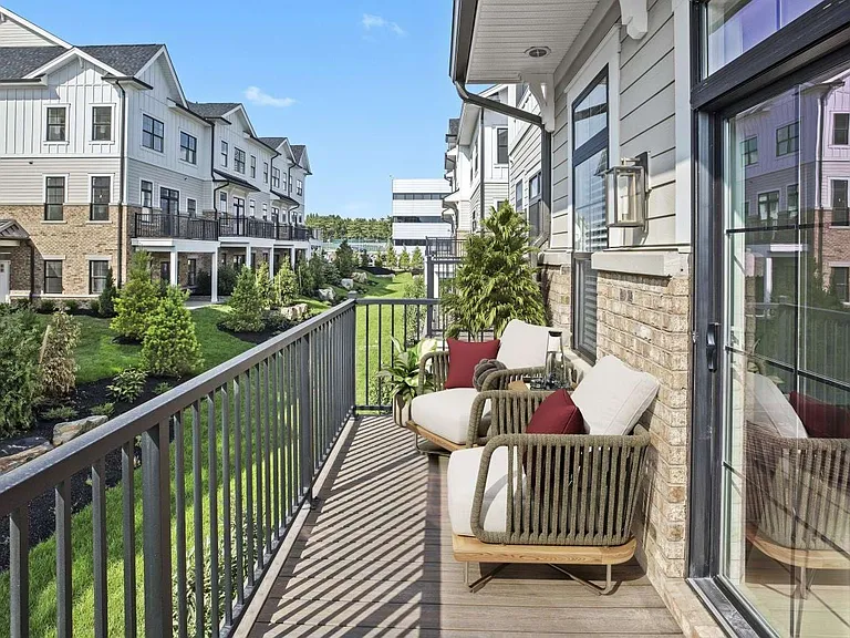 3 Blue Rock Dr — Photo 13