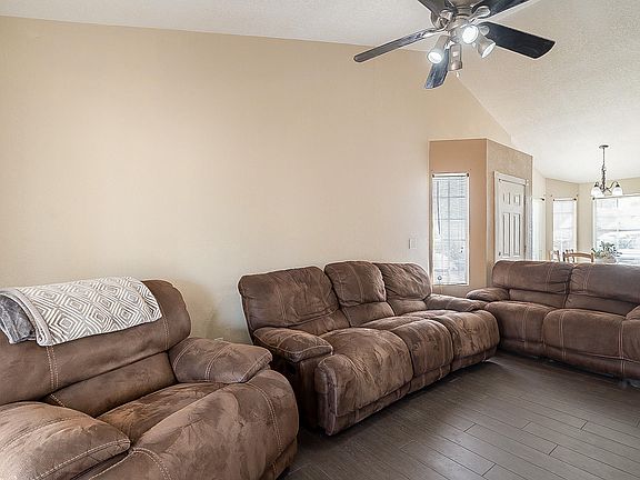 5th image of 1111 N 64th St Unit 25