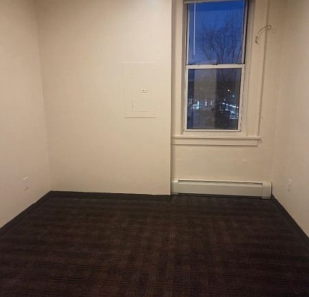 5th image of 817 Ringwood Ave APT 8