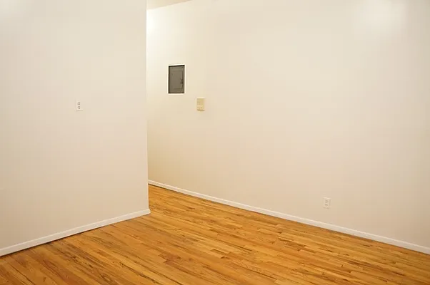 Rented by J Misrahi Realty Corp | media 25