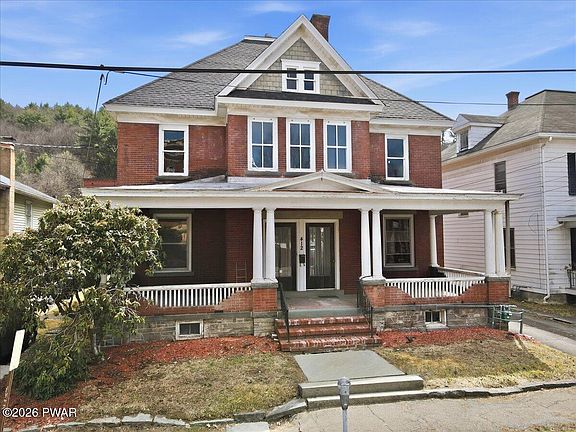 3rd image of 412 Church St