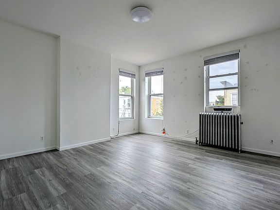 3rd image of 60-49 Catalpa Ave #2B
