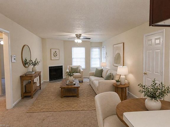 2nd image of 351 Fort Worth Ave APT 101