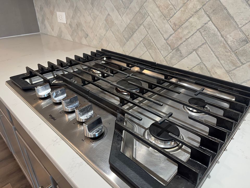 5 burner gas cooktop
