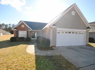 5702 Sycamore Glen Rd, Greensboro, NC 27405