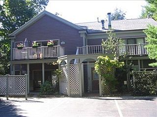 3rd image of 800 N Shore Dr APT 3