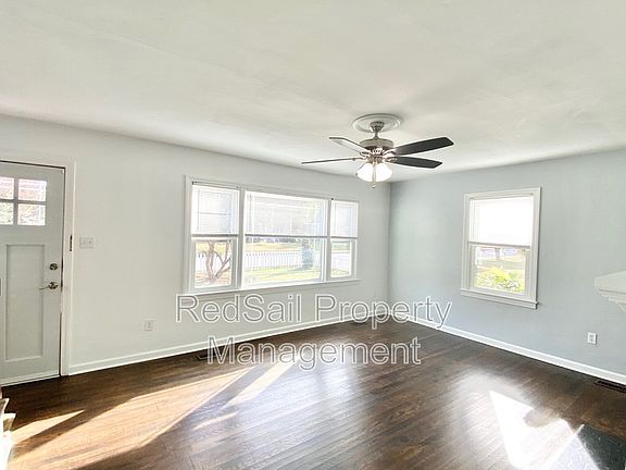 4th image of 4023 Catesby Jones Dr