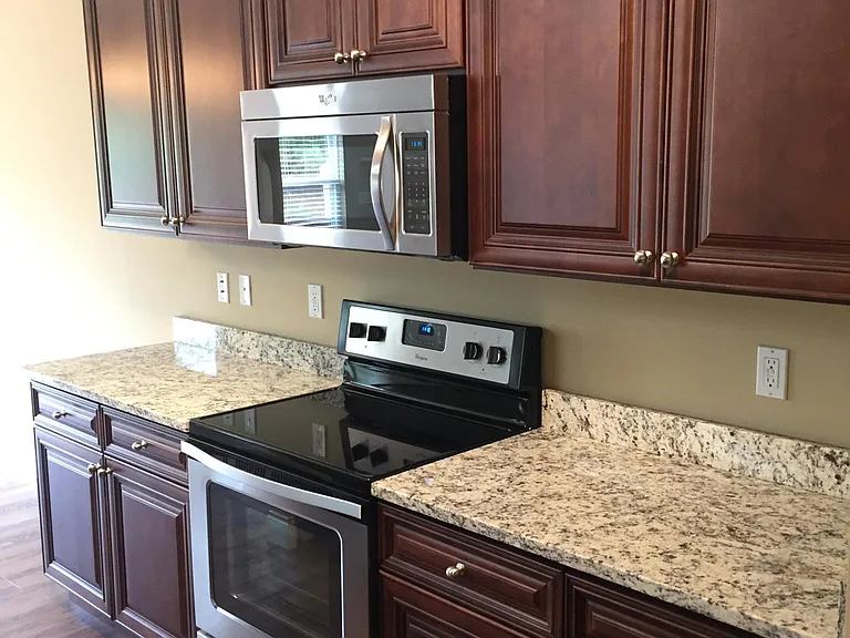 109 Fallon Villas Ct — Photo 32