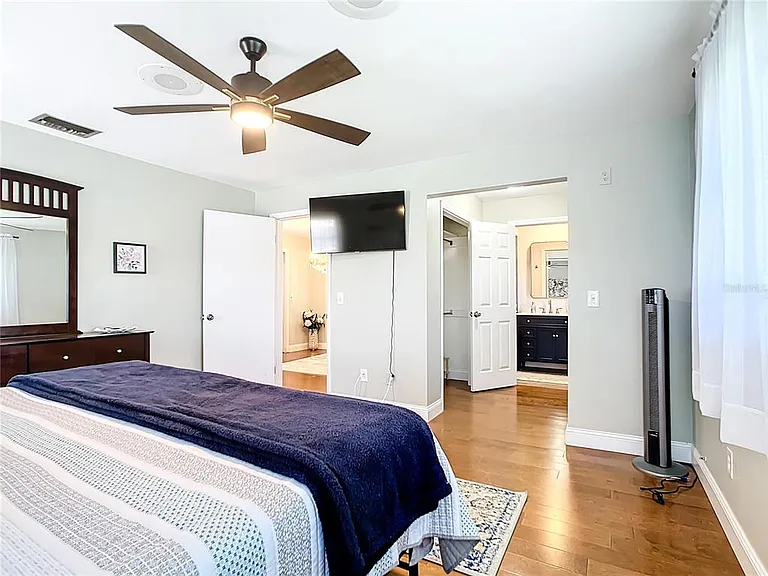 2250 Watrous Dr — Photo 13