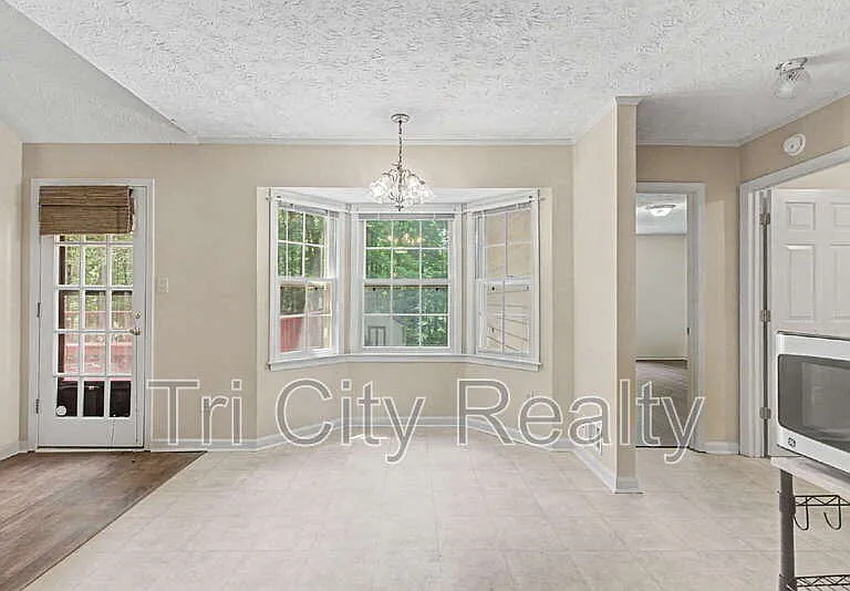 135 Brookside Trce — Photo 14