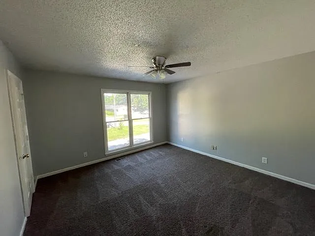 4 Pam Ct #1 — Photo 6