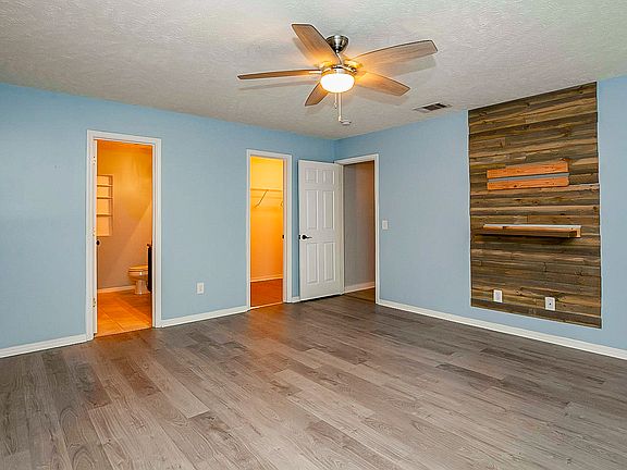 4th image of 5229 Sunsail Dr