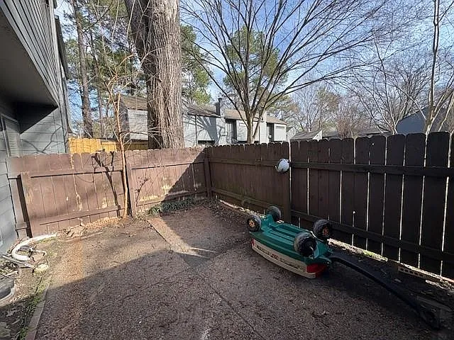 2 bed, 2.5 bath, 1382 sqft, $1,300 — Photo 3