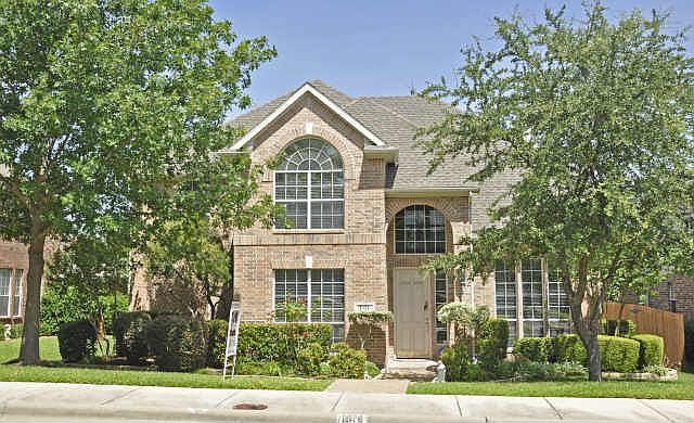 1st image of 1514 Greenbriar Dr