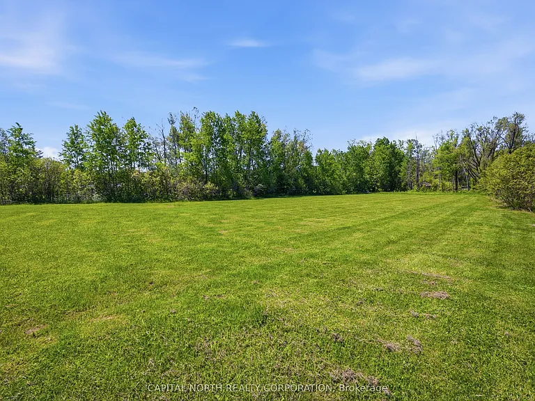 26375 Woodbine Ave — Photo 4