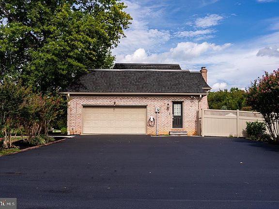 4th image of 68 Walden Rd