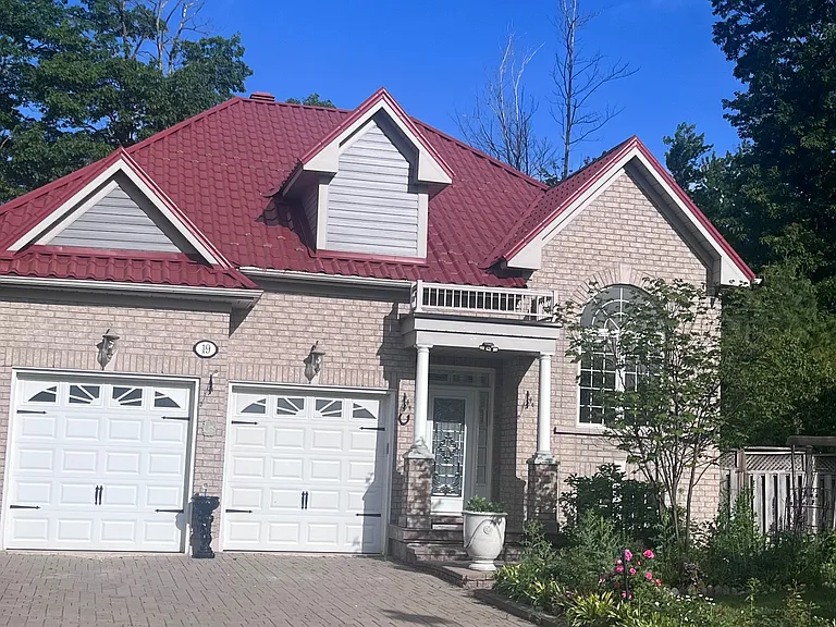 19 Tanager Cres — Photo 2
