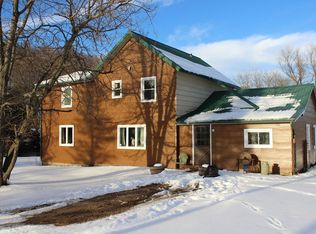 20145 Cribben Hill Dr, Richland Center, WI 53581