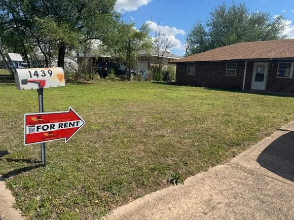 1439 E Moses St, Cushing, OK 74023