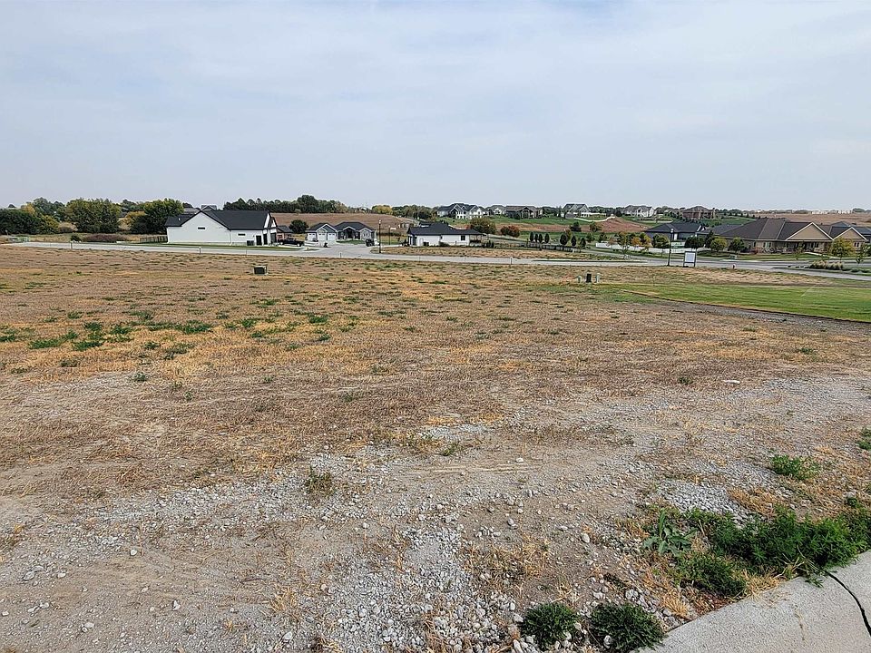2nd image of 12th Avenue Pl