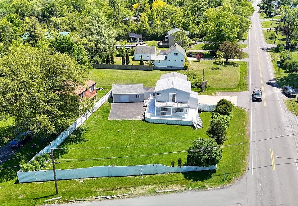 1st image of 4093 Bayview Rd