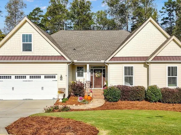 302 Grayson Dr, Travelers Rest, SC 29690