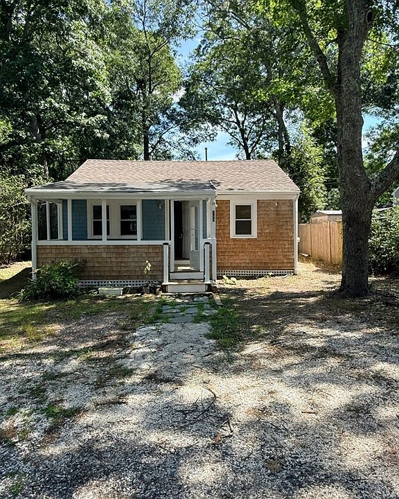 1st image of 163 Ninigret Ave
