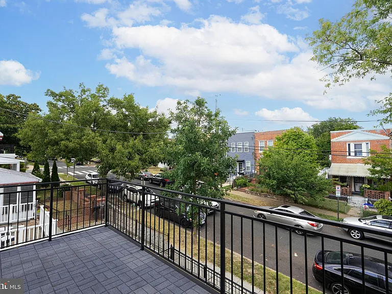 6314 7th St NW #UPPER LEVEL — Photo 32