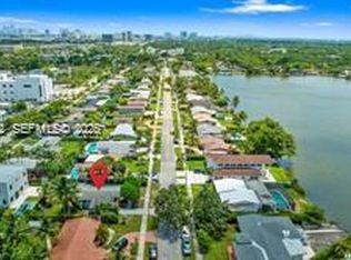 Sunswept Isle, Miami, FL 33180