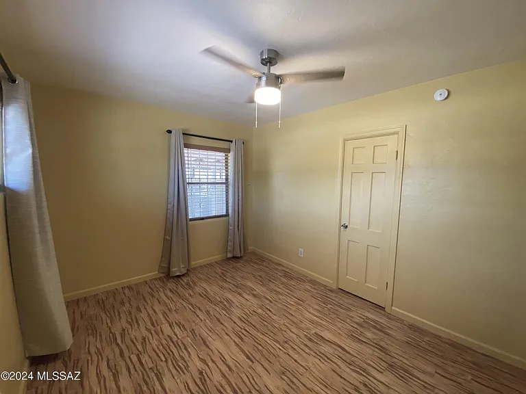 1529 N Dodge Blvd — Photo 14