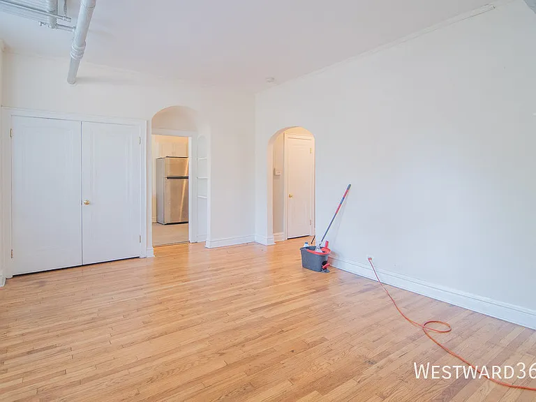 1620 W Farwell Ave #G — Photo 7
