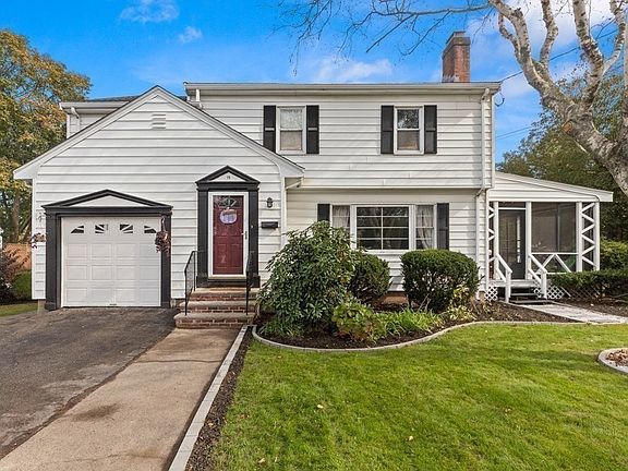 2nd image of 19 Buxton Ln