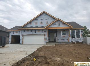 1733 W Big Sky Rd, Lincoln, NE 68521