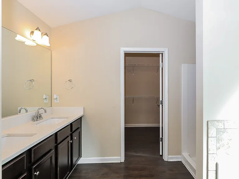 705 Yukon Way — Photo 12