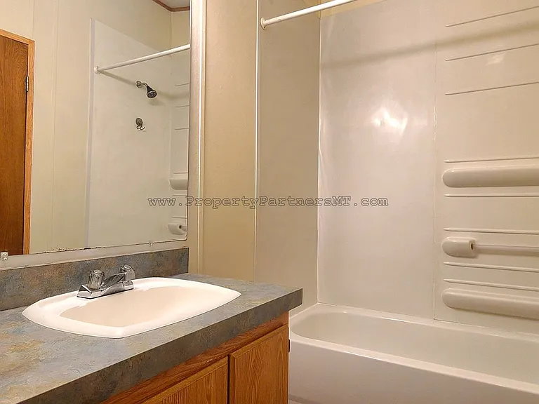 110 Sunlight Ave — Photo 7