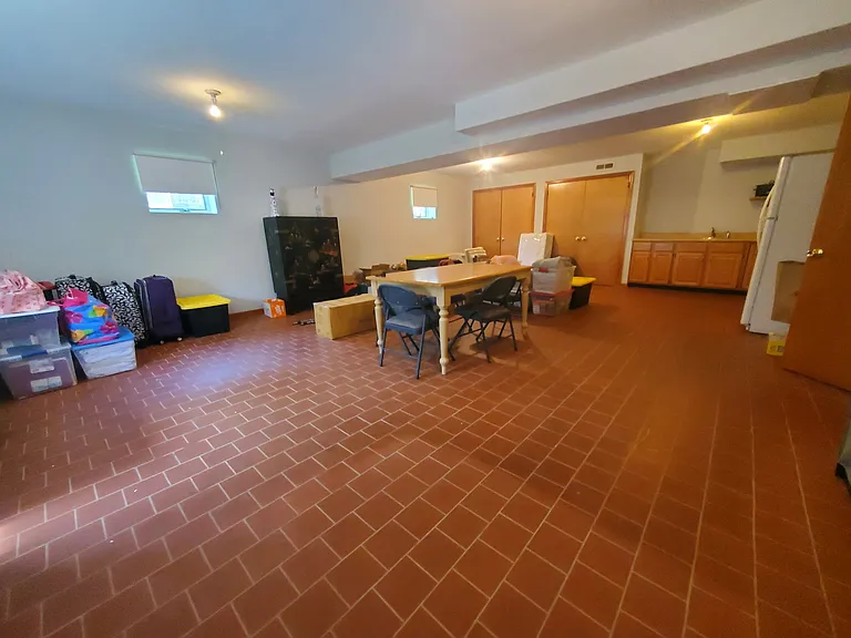 302 Westwood Rd — Photo 19
